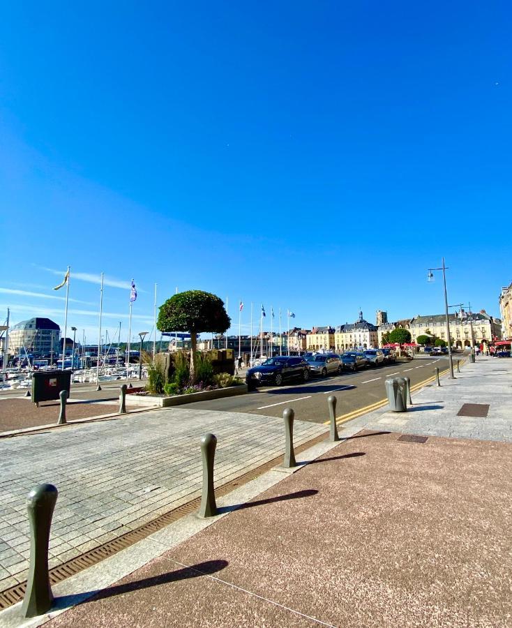 Sur les quais - Dieppe hypercentre - Proxi gare et plage Extérieur photo